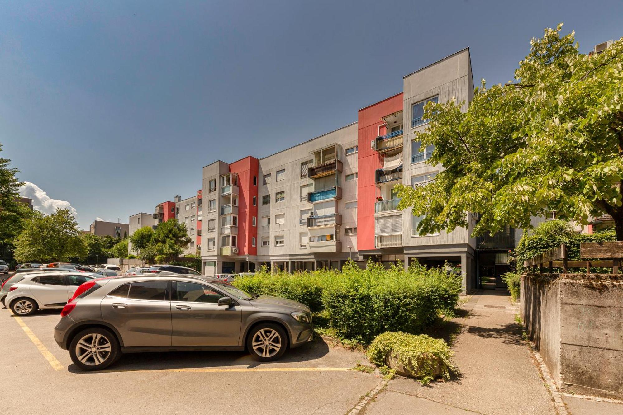Cosy And Bright Apartment Любляна Екстер'єр фото
